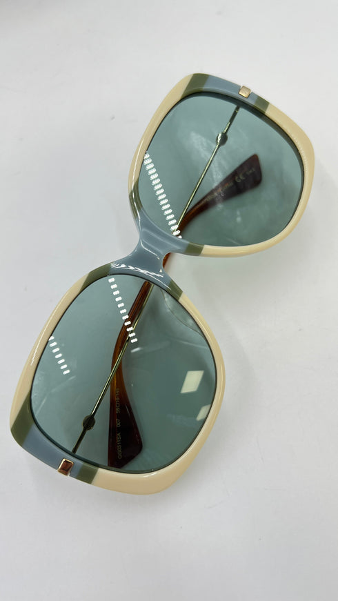 Occhiali da sole retrò