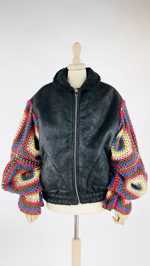 Montone maniche ad uncinetto