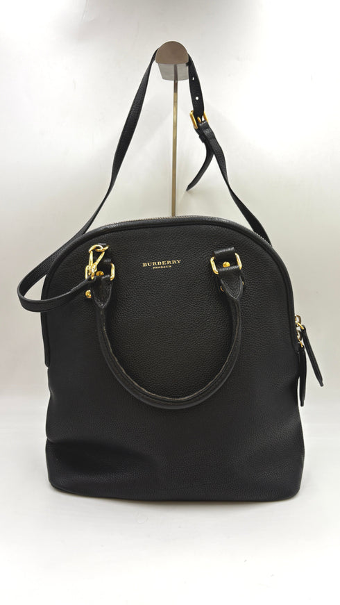 Borsa nera con tracolla