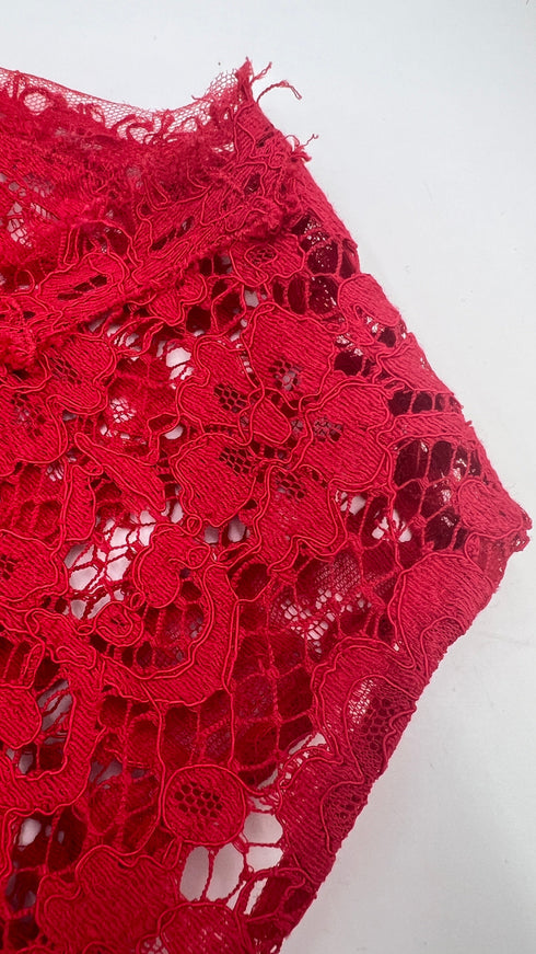 Top in pizzo rosso