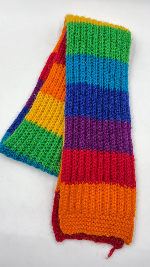 Sciarpa arcobaleno fatta a mano