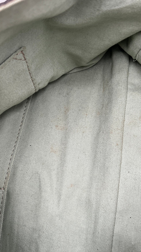 Borsa in pelle martellata