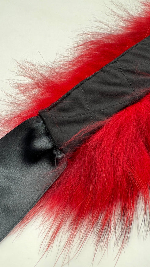 Collo in pelliccia con cartellino