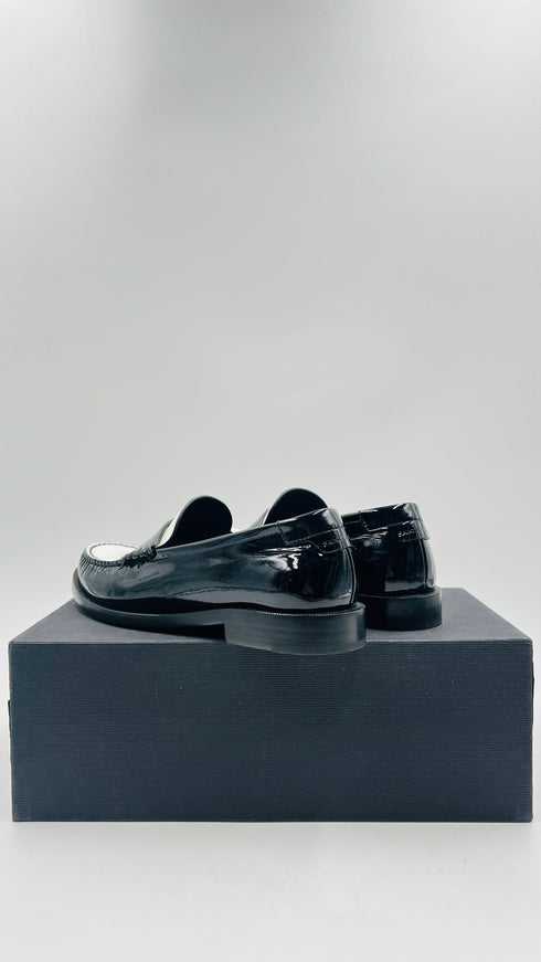 Mocassini in vernice N. 37.5