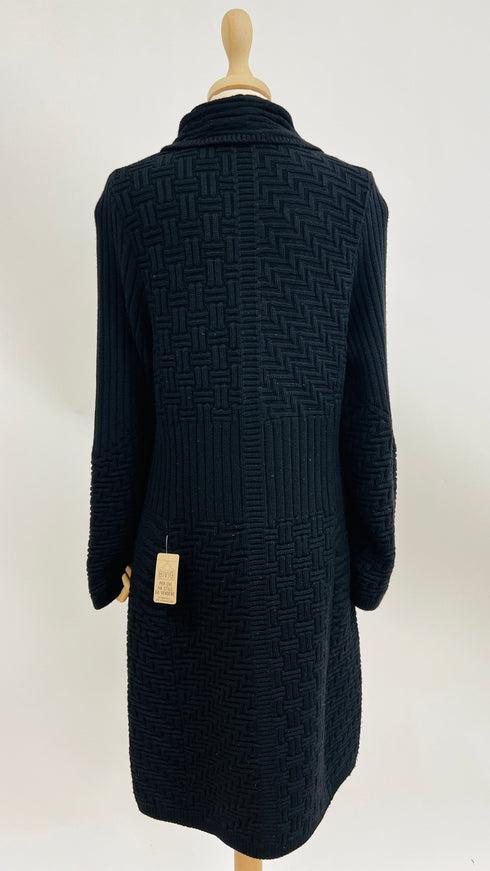 Soparbito nero in maglia