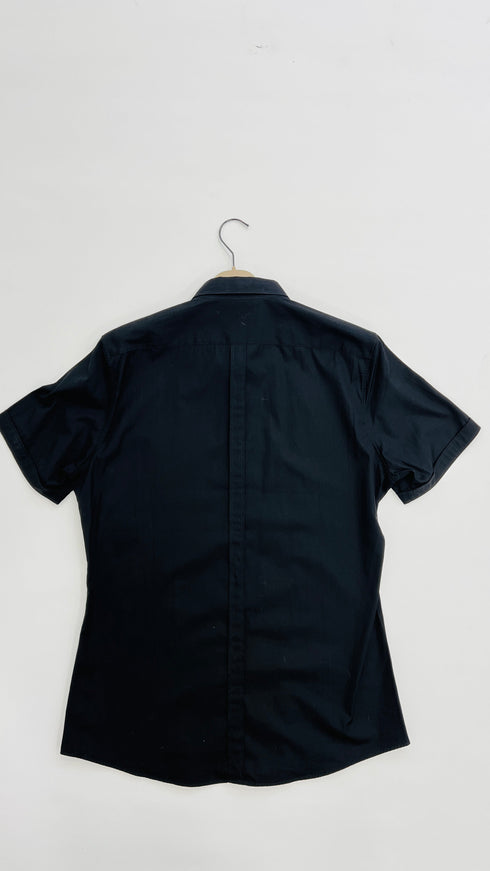 Camicia nera placca GG