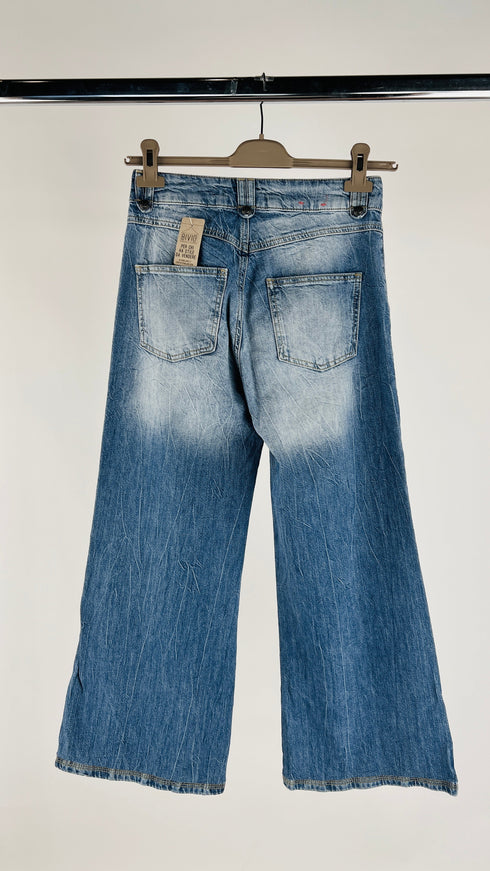 Jeans a gamba larga