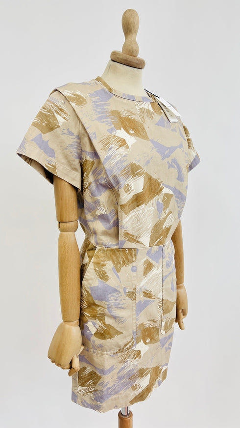 Abito stampato con cartellino