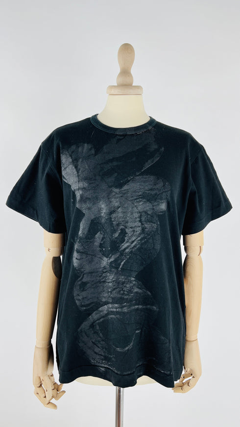 T-shirt nera stampata