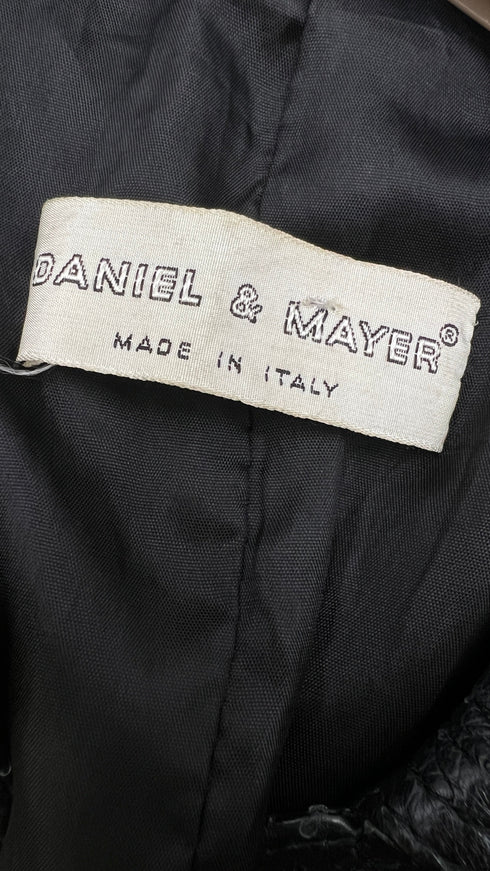 Giacca corta traforata