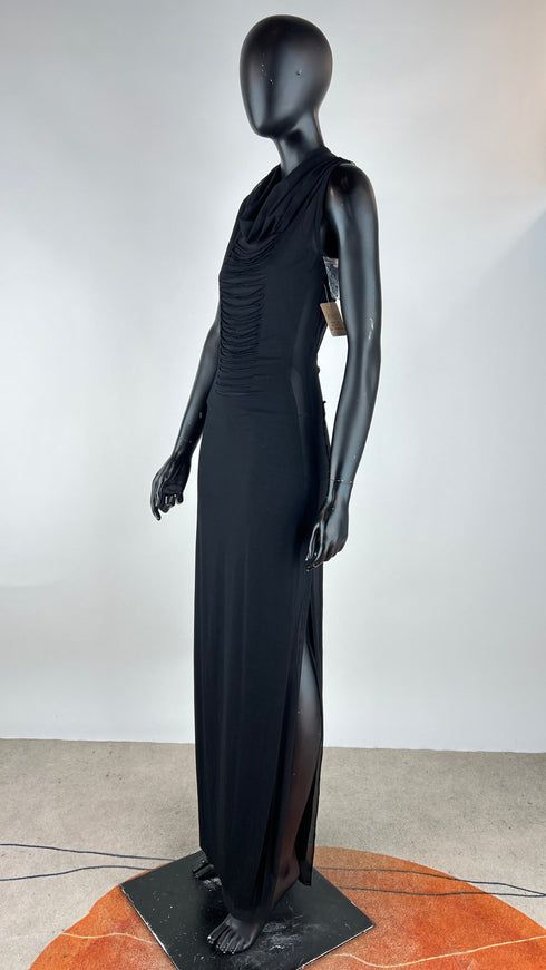 Abito lungo nero con cartellino