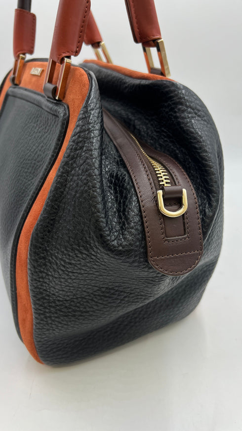 Borsa bauletto con cartellino