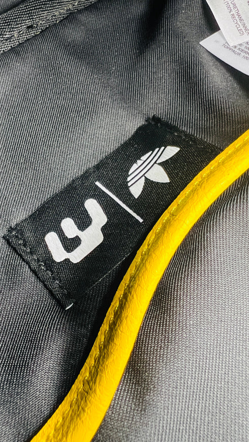 Borsa collab con cartellino