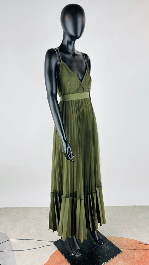 Abito lungo in tulle plissé