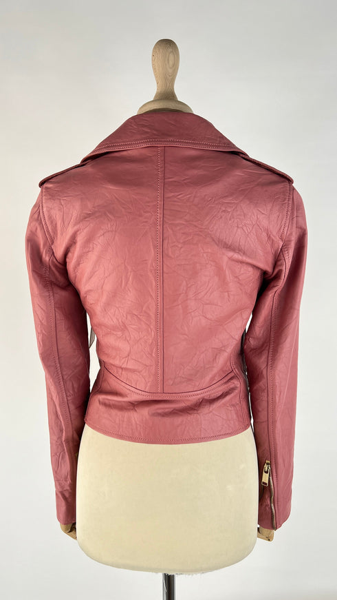 Chiodo in pelle rosa