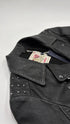 Biker in pelle nero