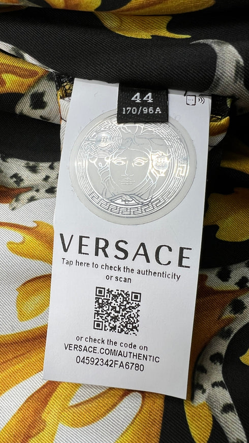 Caban in lana con spilla