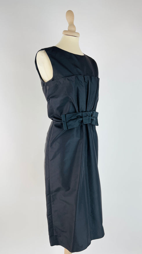 Abito midi nero con fiocco