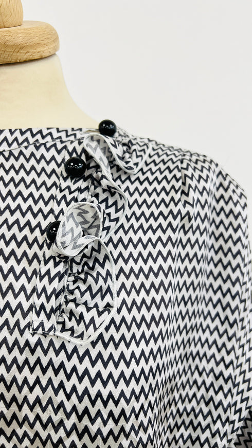 Blusa zig-zag e jacquard