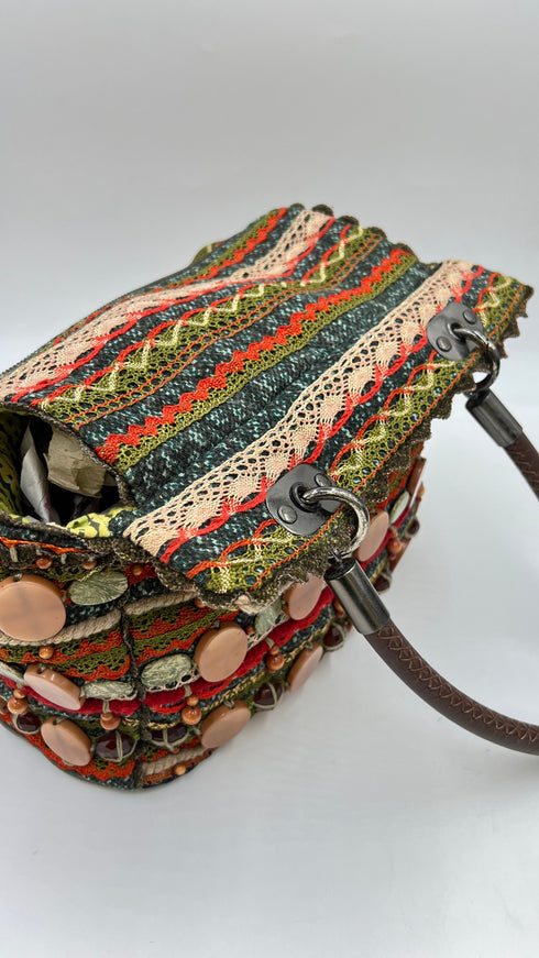 Borsa a spalla ricamata