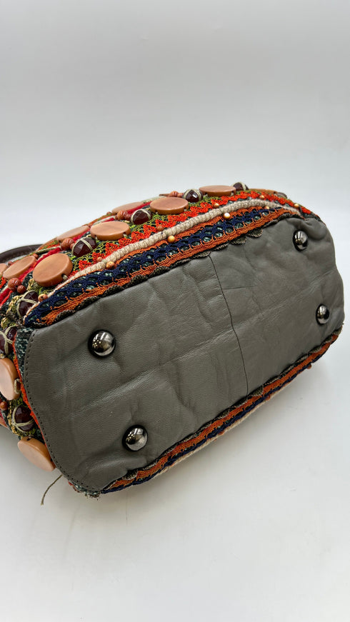 Borsa a spalla ricamata