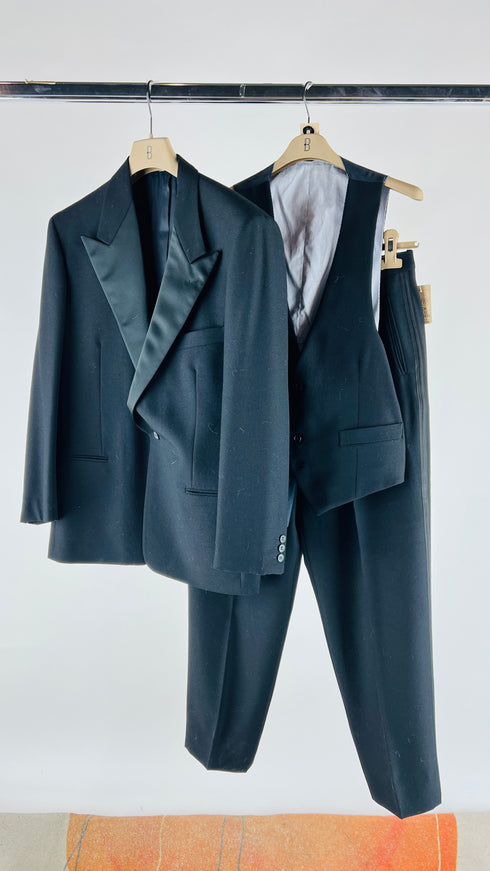 Completo tre pezzi nero