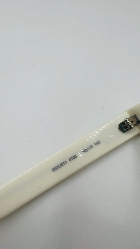 Occhiali da vista bianchi