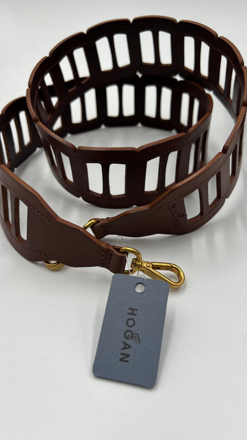 Tracolla in pelle traforata