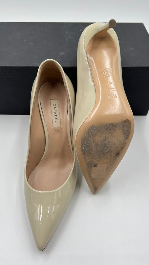 Décolleté in vernice N.36.5