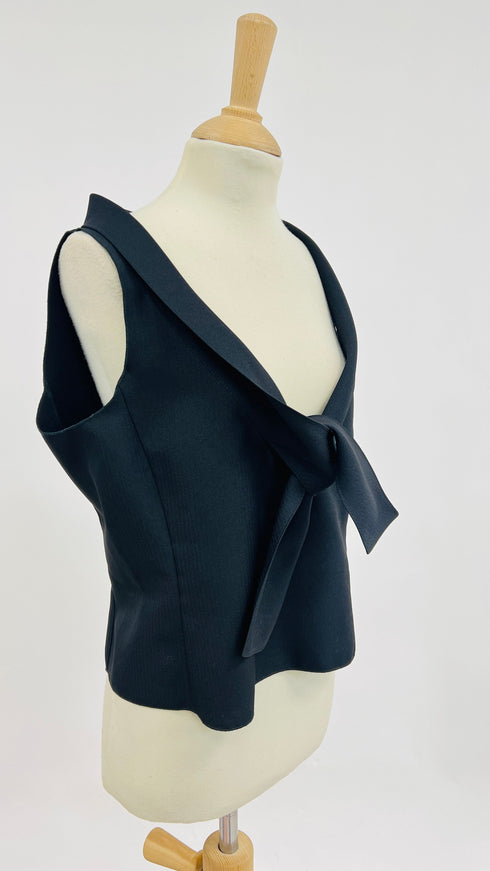 Top nero collo scialle