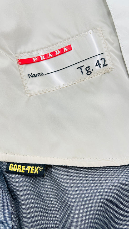 Impermeabile con cinta in Gore-Tex