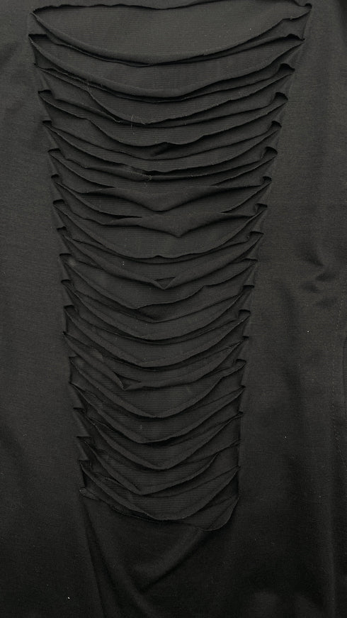 Abito lungo nero con cartellino