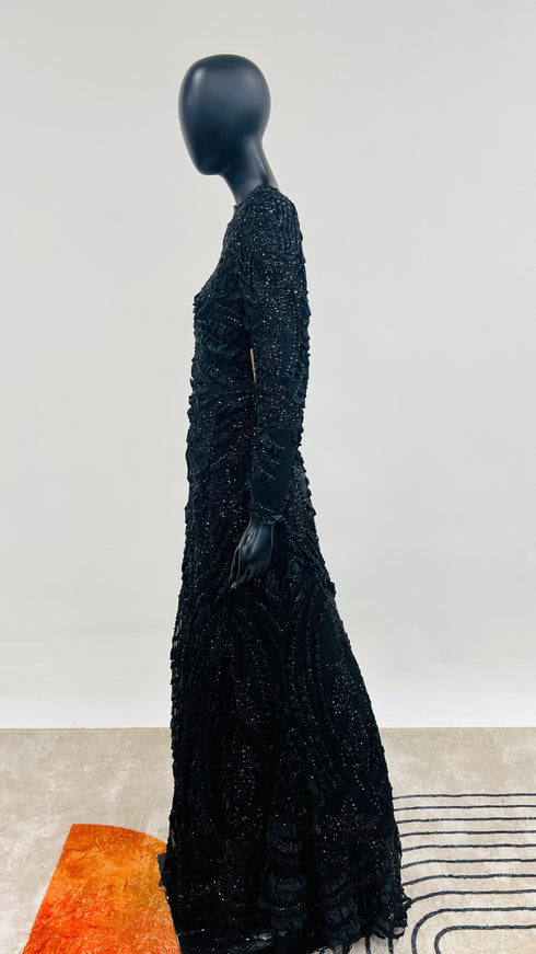 Abito lungo nero ricami e ruche