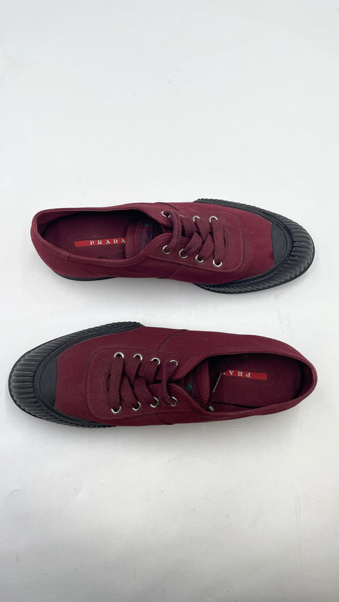 Sneakers stringata N.38.5