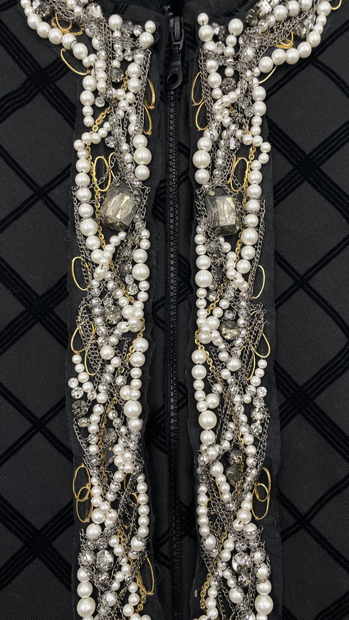 Giacca a rombi e perle