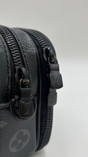 Borsa “messenger Alpha” Louis Vuitton