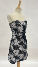 Abito corto in pizzo D&G