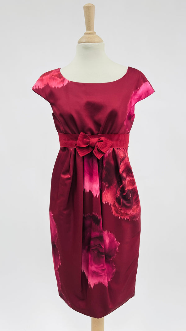 Abito corto con rose stampate