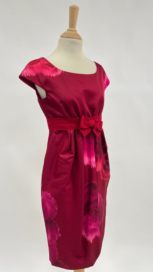 Abito corto con rose stampate