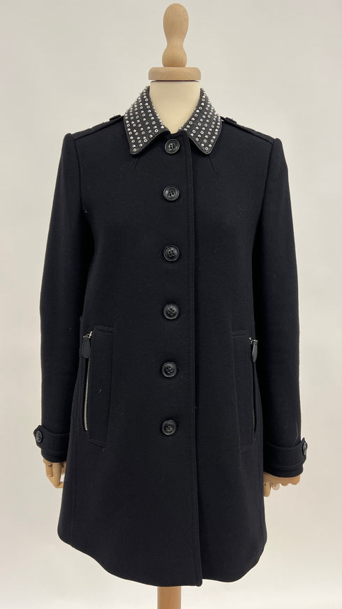 Cappotto pelle e borchie