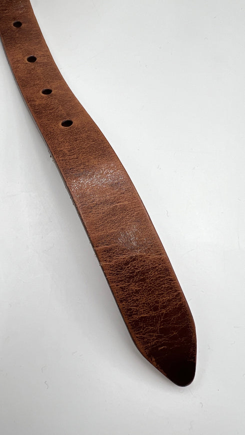 Cintura in cuoio con cartellino