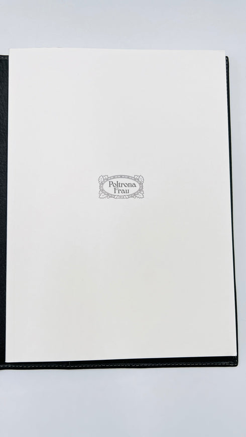 Notebook in pelle nera