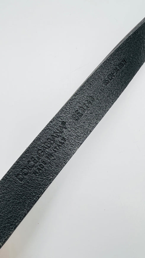 Cintura pelle nera con cartellino