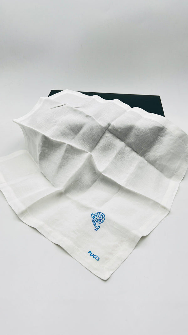 Fazzoletto in cotone ricamato