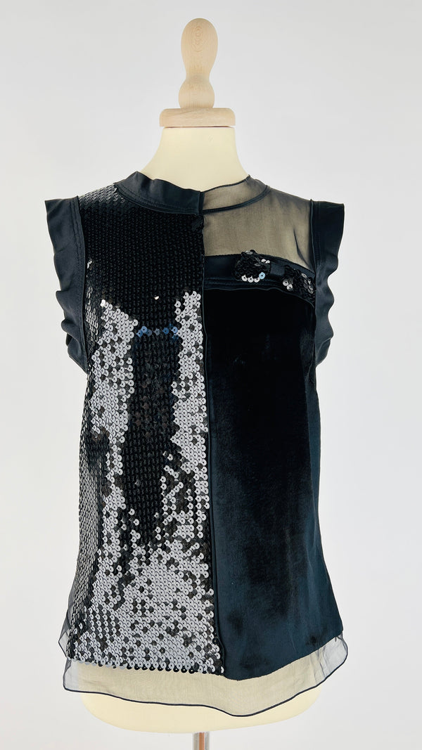 Top nero patchwork con cartellino