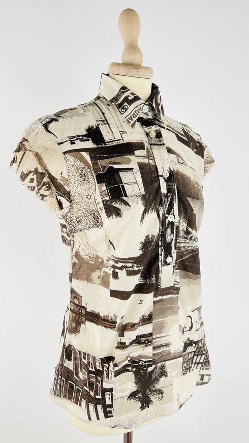 Camicia smanicata stampa metropoli