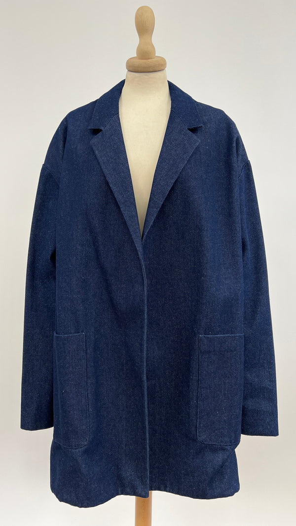 Soprabito asimmetrico in denim