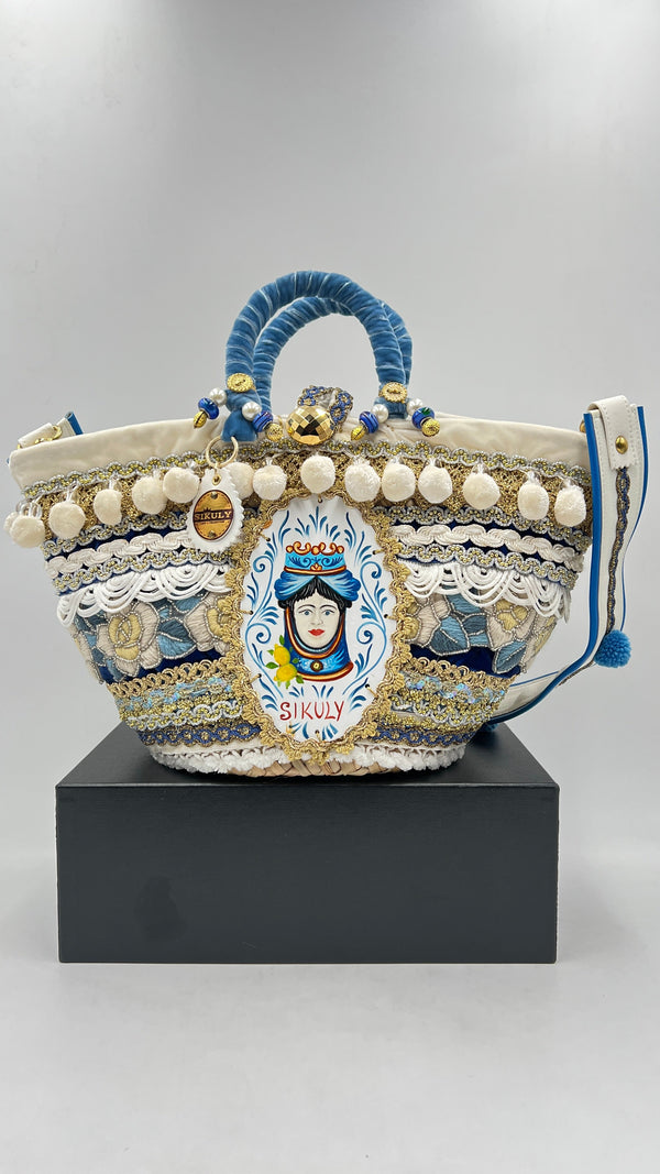 Borsa con passamanerie e perline