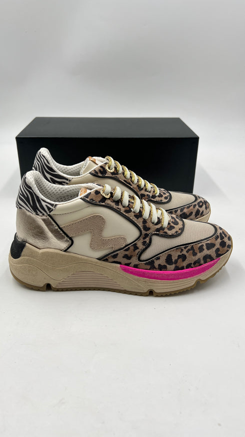 Sneakers con dettagli lamé e animalier