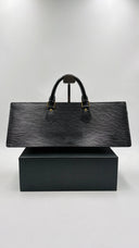 Sac Triangle vintage Louis Vuitton